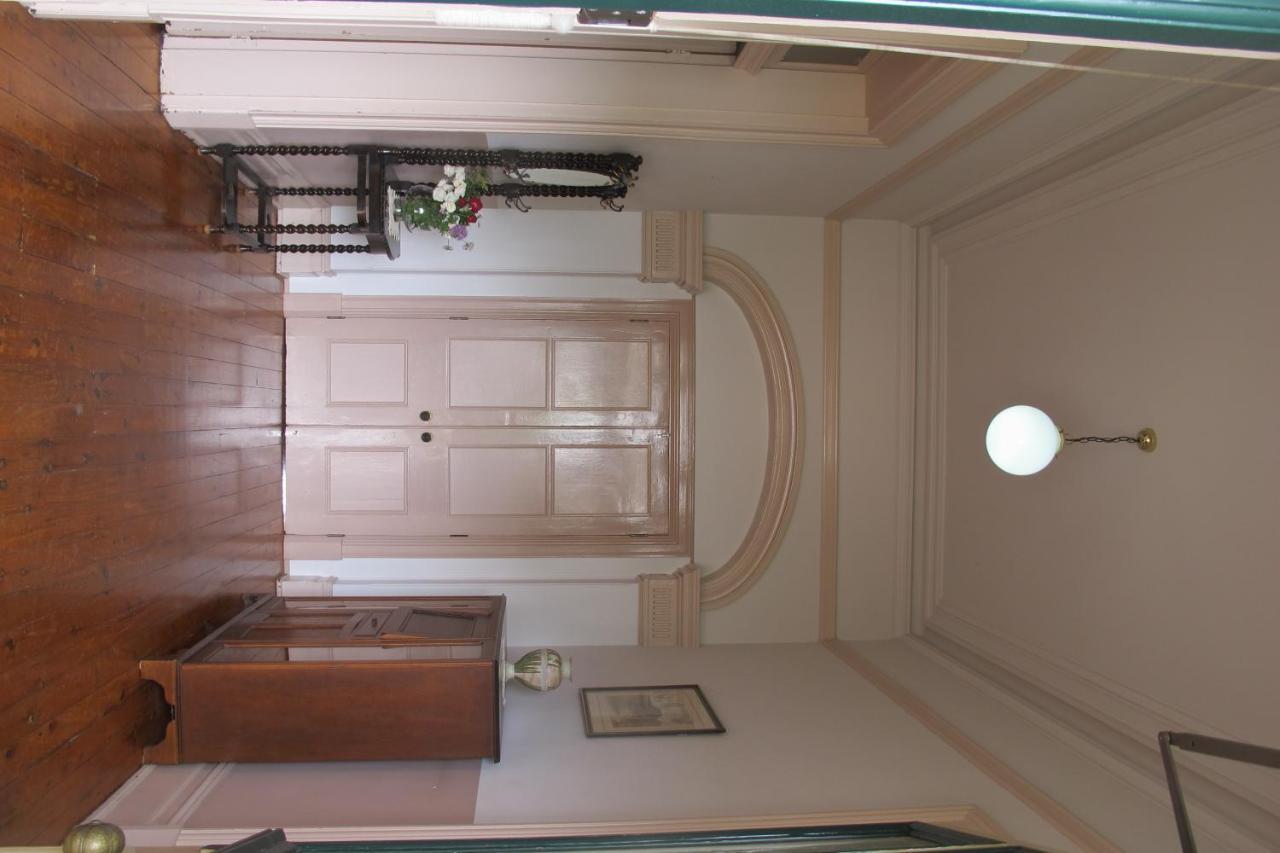 Holmhurst Guest House 배서스트 외부 사진